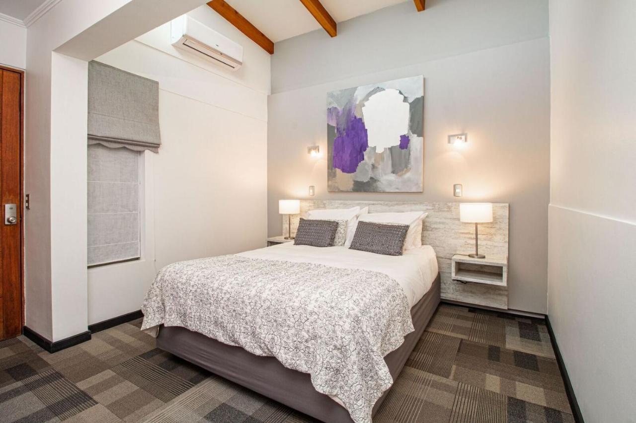 202 Hotel Boutique Angol Ngoại thất bức ảnh